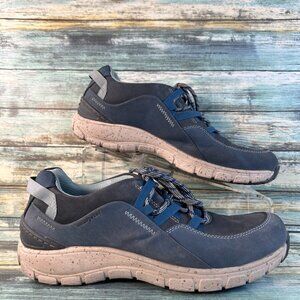 Clarks Wave Range Walking Sneakers Womens 9.5M Waterproof Blue Leather Shoes